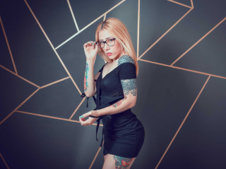 Lustful Woman - auto_awesome Translate from: English 1,838 / 5,000 Ein wilder Rausch steht bevor